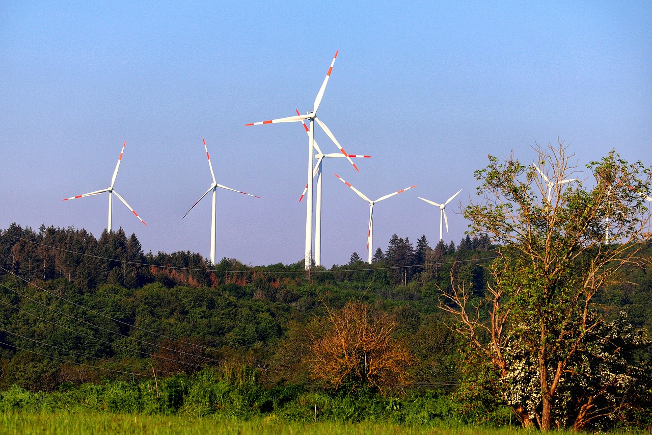 découvrez les principaux obstacles à la transition énergétique et comment les surmonter pour un avenir durable et respectueux de l'environnement.